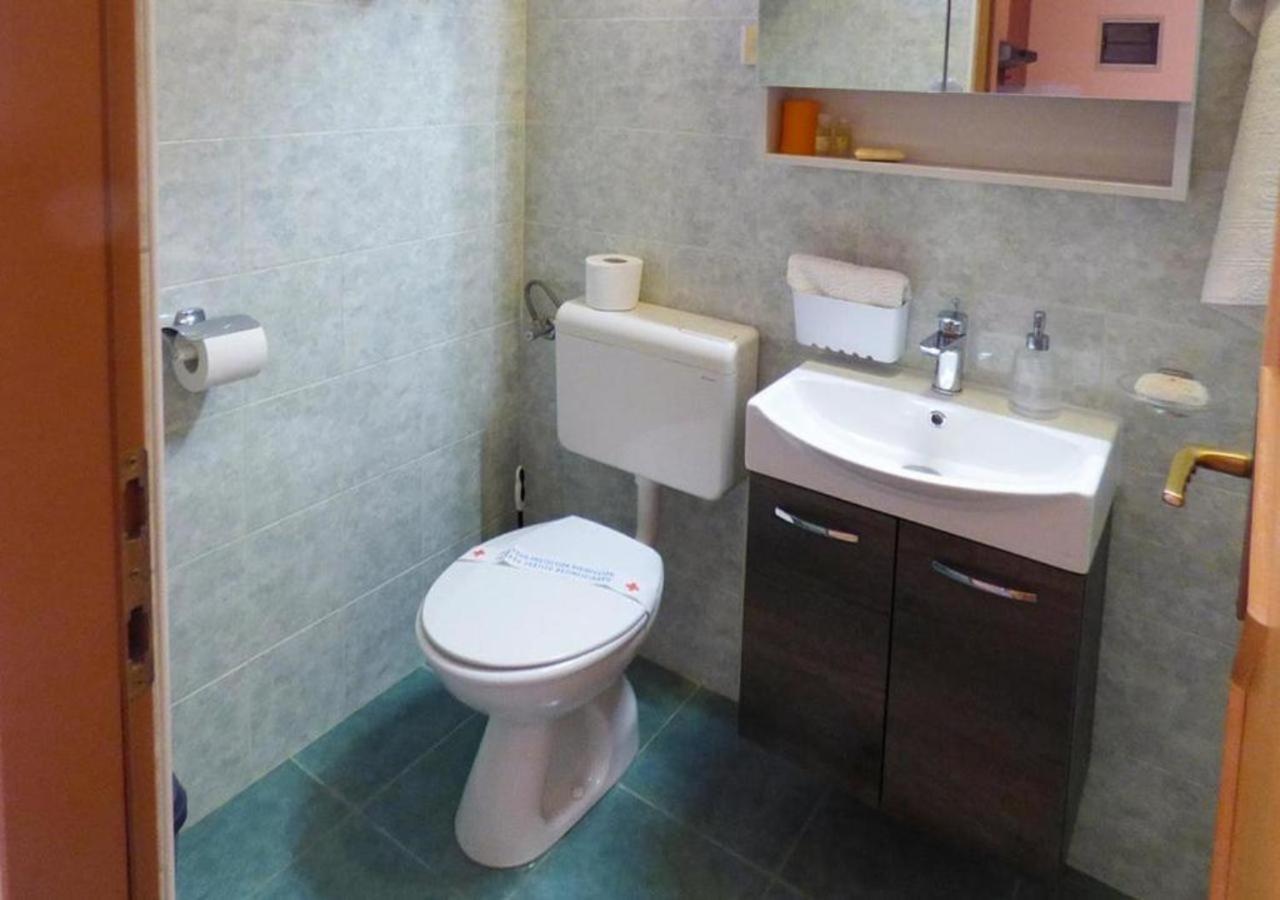 Adria Vrsar Apartment Luaran gambar