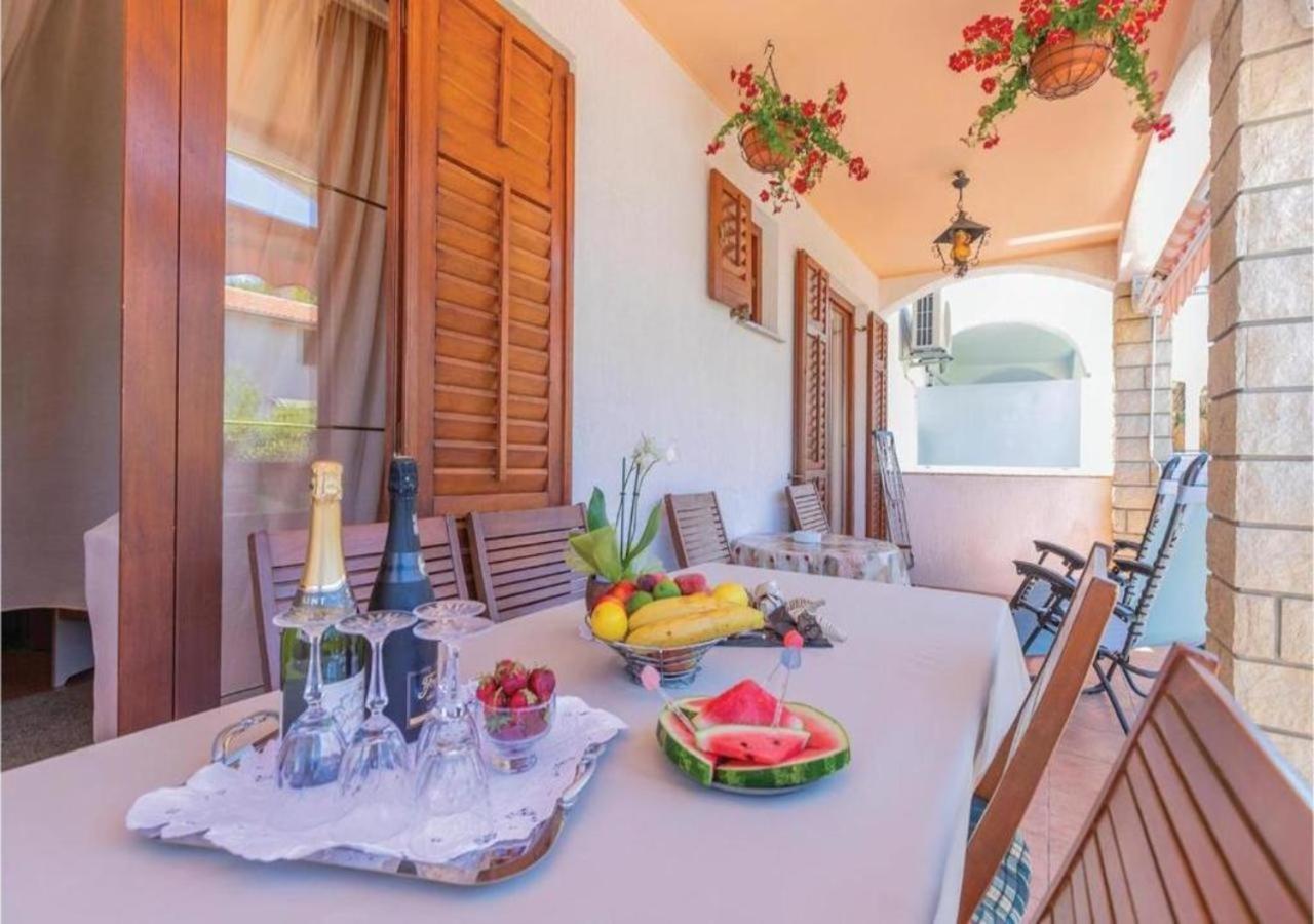 Adria Vrsar Apartment Luaran gambar