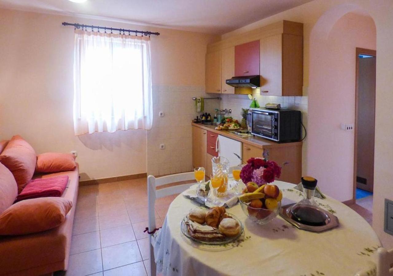 Adria Vrsar Apartment Luaran gambar