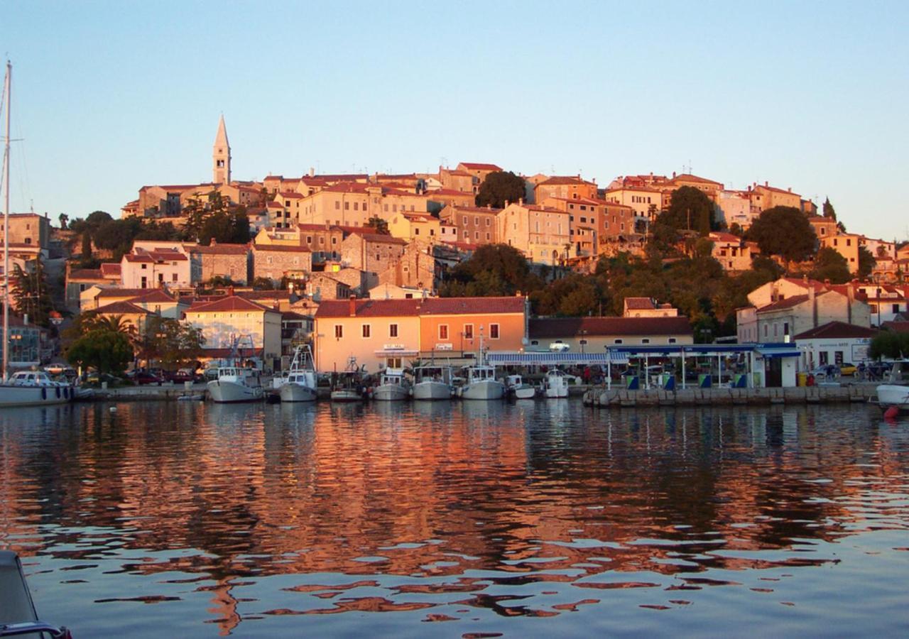 Adria Vrsar Apartment Luaran gambar